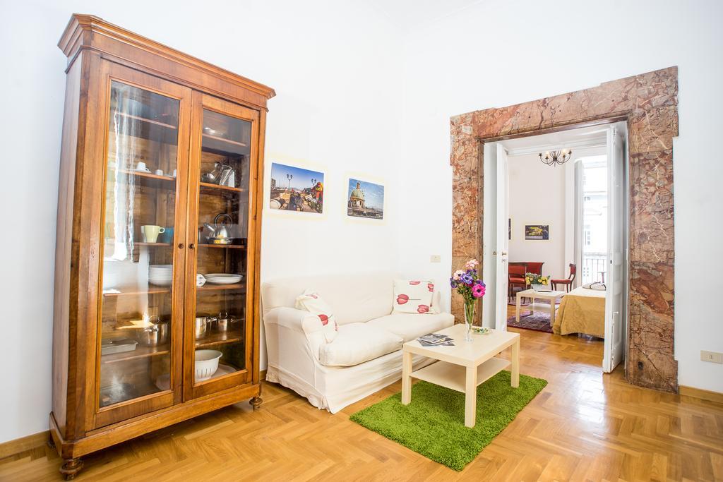 Casa Napoletana - San Domenico Apartment Napoli Ngoại thất bức ảnh